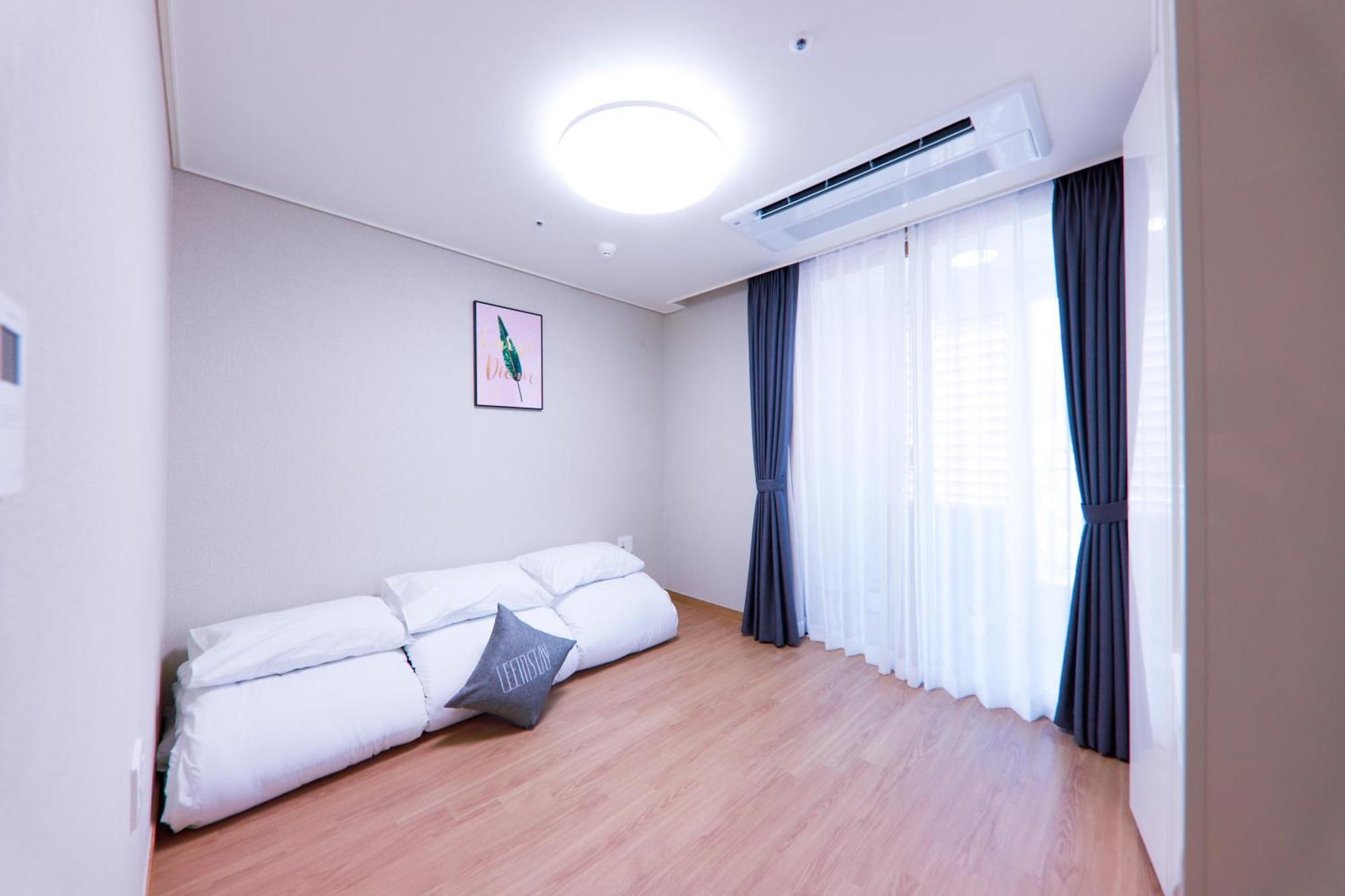 Geoje Leein Stay Hotel Extérieur photo