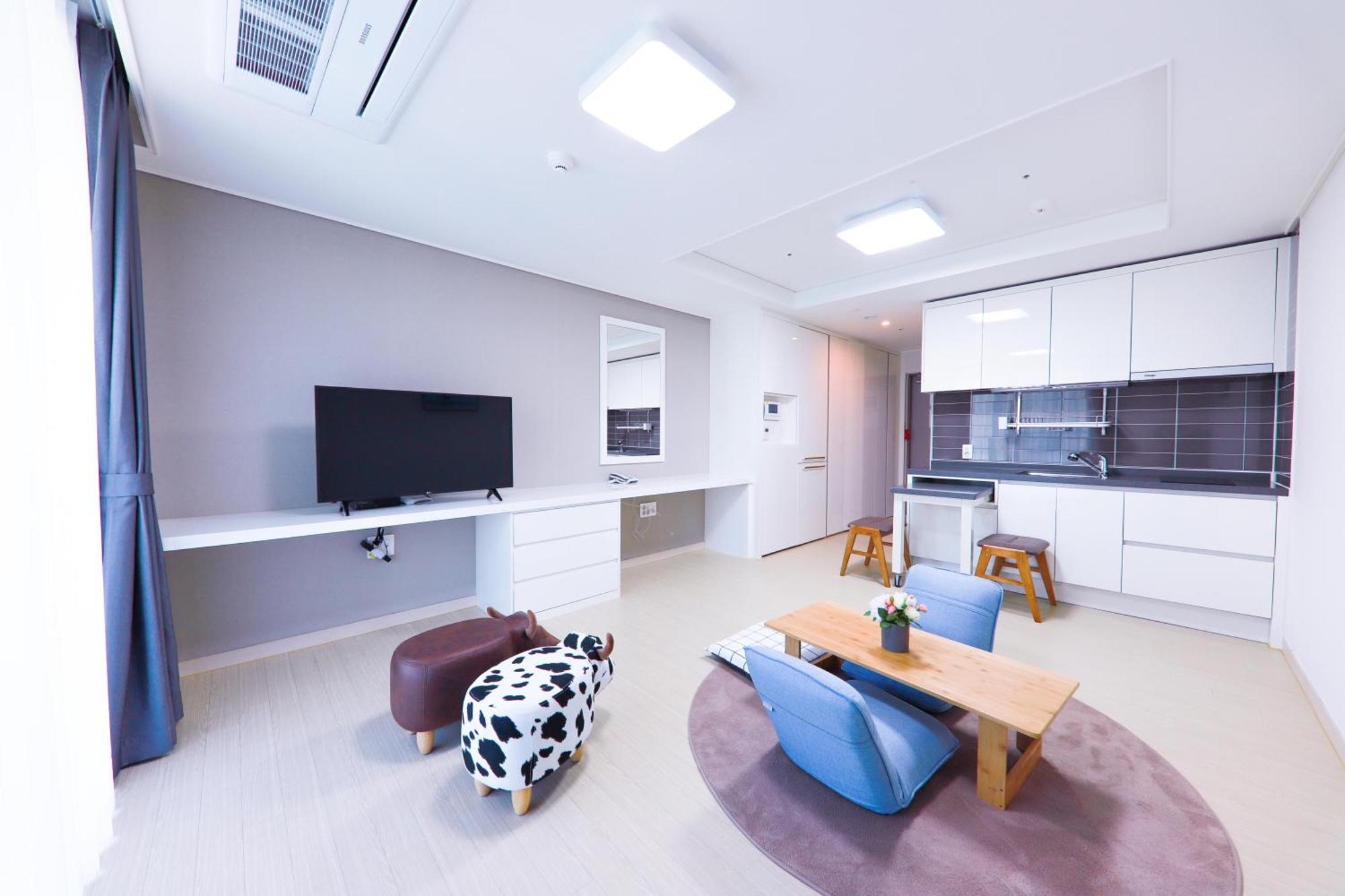 Geoje Leein Stay Hotel Extérieur photo