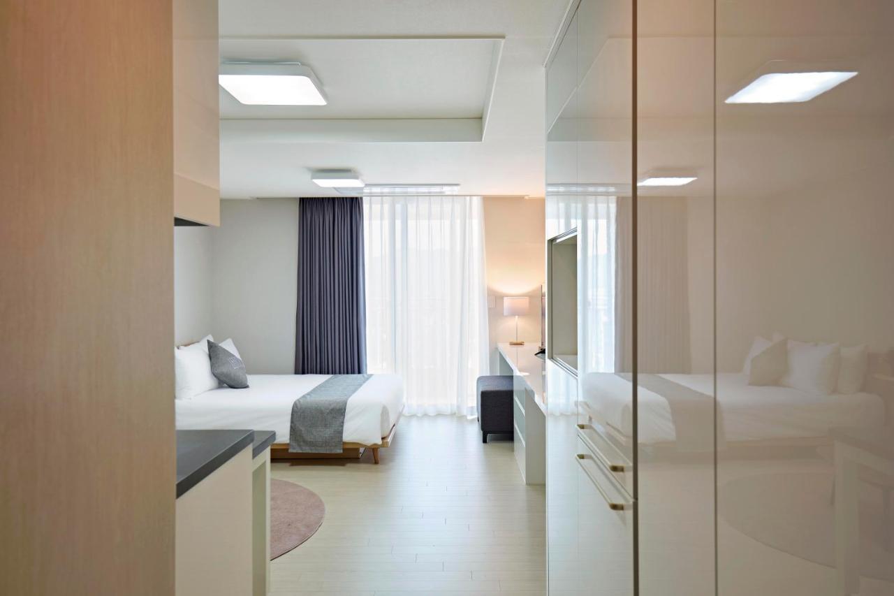 Geoje Leein Stay Hotel Extérieur photo