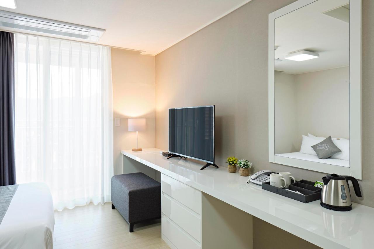 Geoje Leein Stay Hotel Extérieur photo